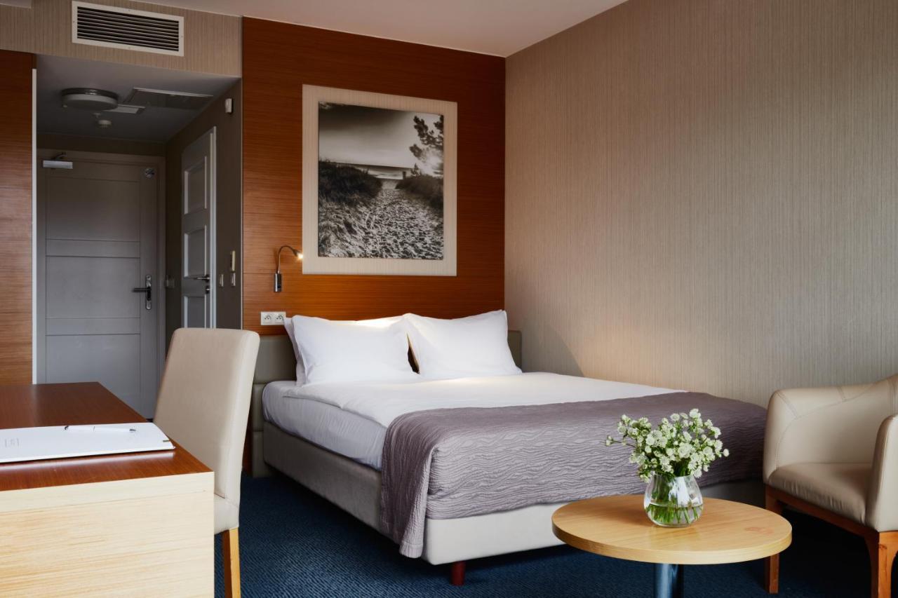 Hotel Dom Zdrojowy Resort & Spa - Destigo Hotels Jastarnia Dış mekan fotoğraf