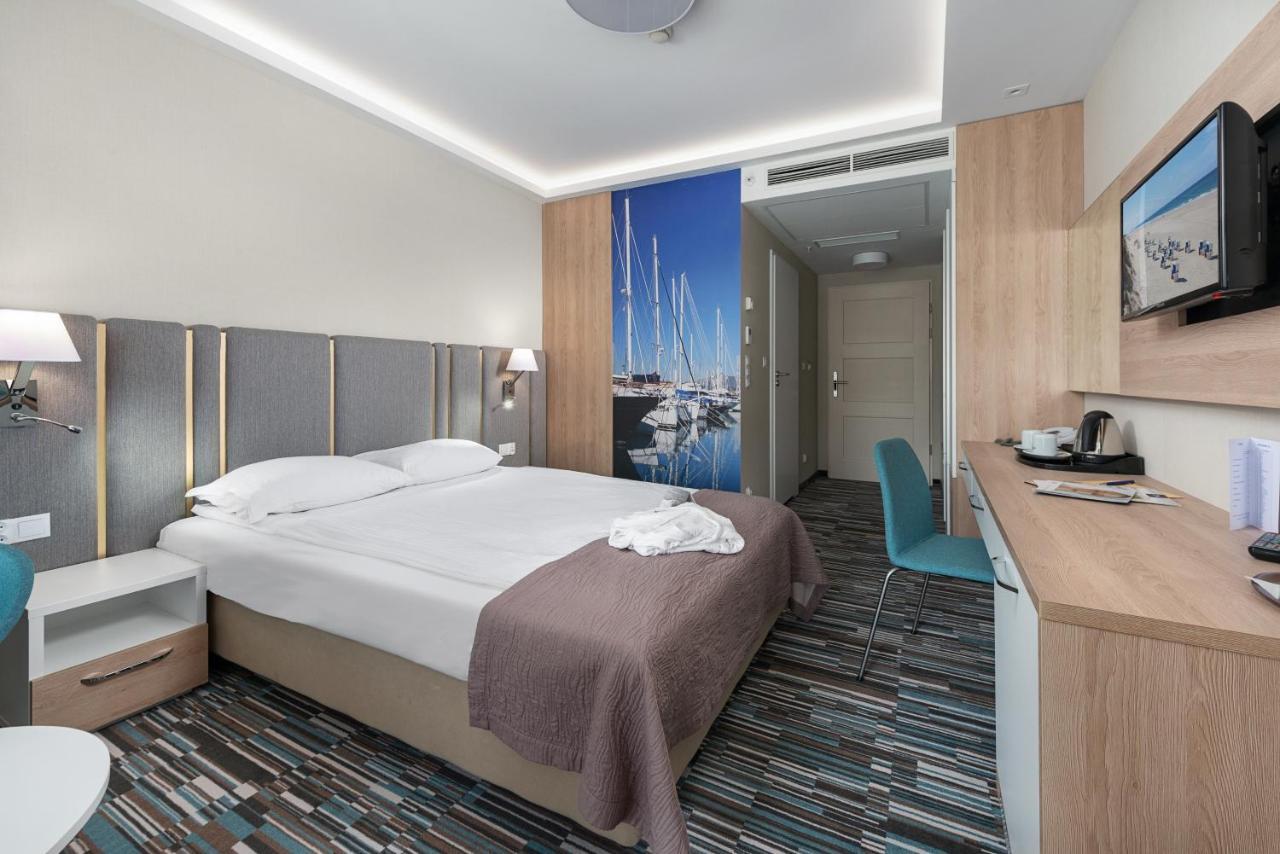 Hotel Dom Zdrojowy Resort & Spa - Destigo Hotels Jastarnia Dış mekan fotoğraf