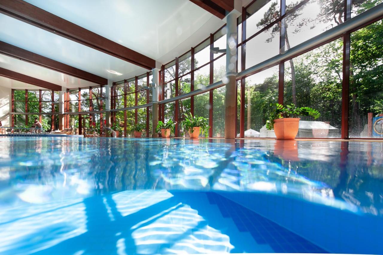 Hotel Dom Zdrojowy Resort & Spa - Destigo Hotels Jastarnia Dış mekan fotoğraf