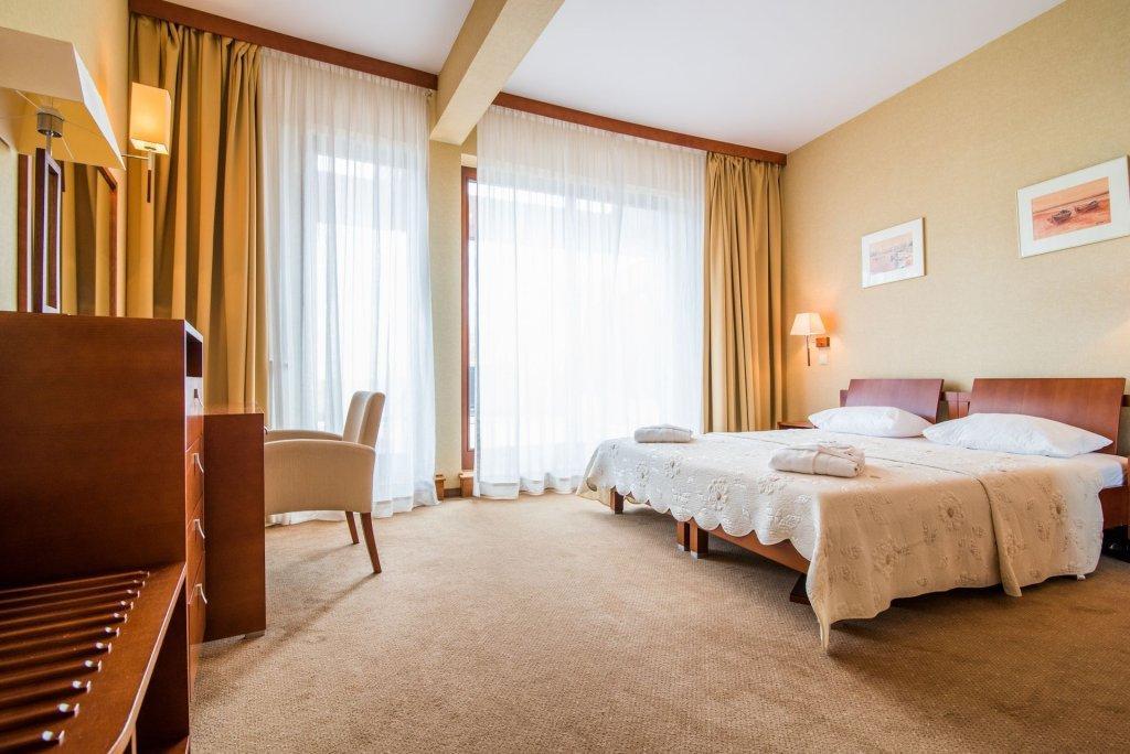 Hotel Dom Zdrojowy Resort & Spa - Destigo Hotels Jastarnia Dış mekan fotoğraf
