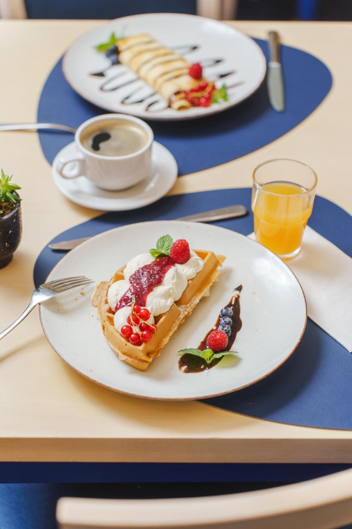 Hotel Dom Zdrojowy Resort & Spa - Destigo Hotels Jastarnia Dış mekan fotoğraf