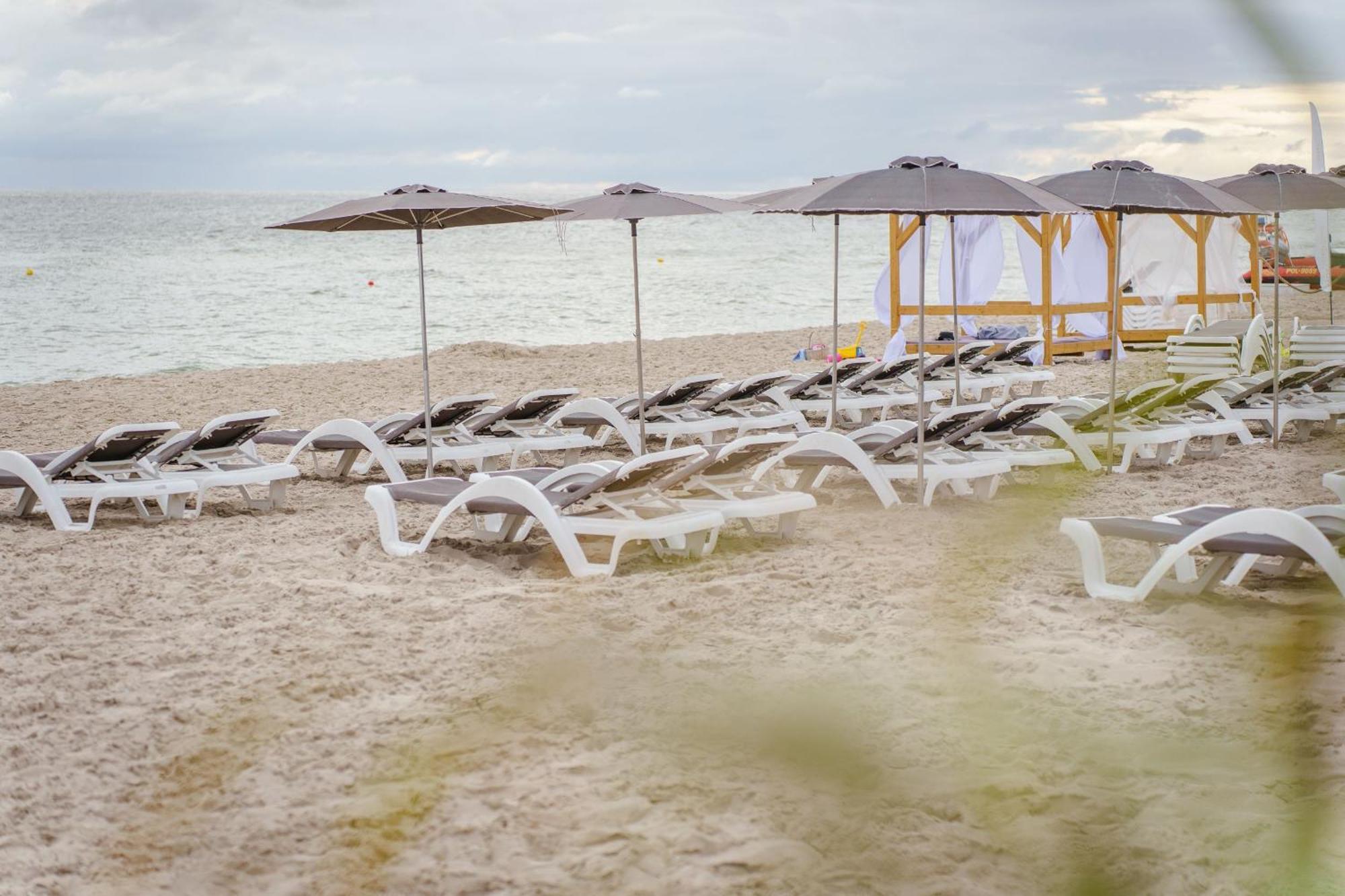 Hotel Dom Zdrojowy Resort & Spa - Destigo Hotels Jastarnia Dış mekan fotoğraf