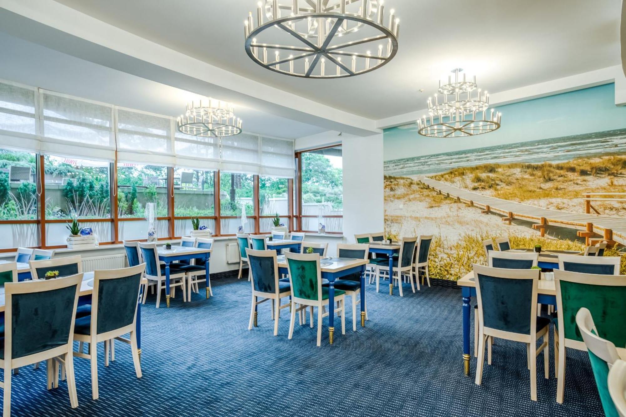 Hotel Dom Zdrojowy Resort & Spa - Destigo Hotels Jastarnia Dış mekan fotoğraf