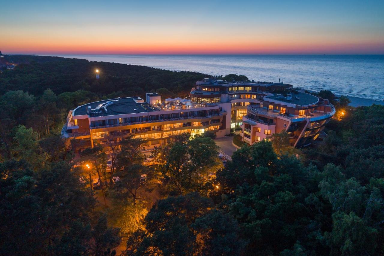 Hotel Dom Zdrojowy Resort & Spa - Destigo Hotels Jastarnia Dış mekan fotoğraf